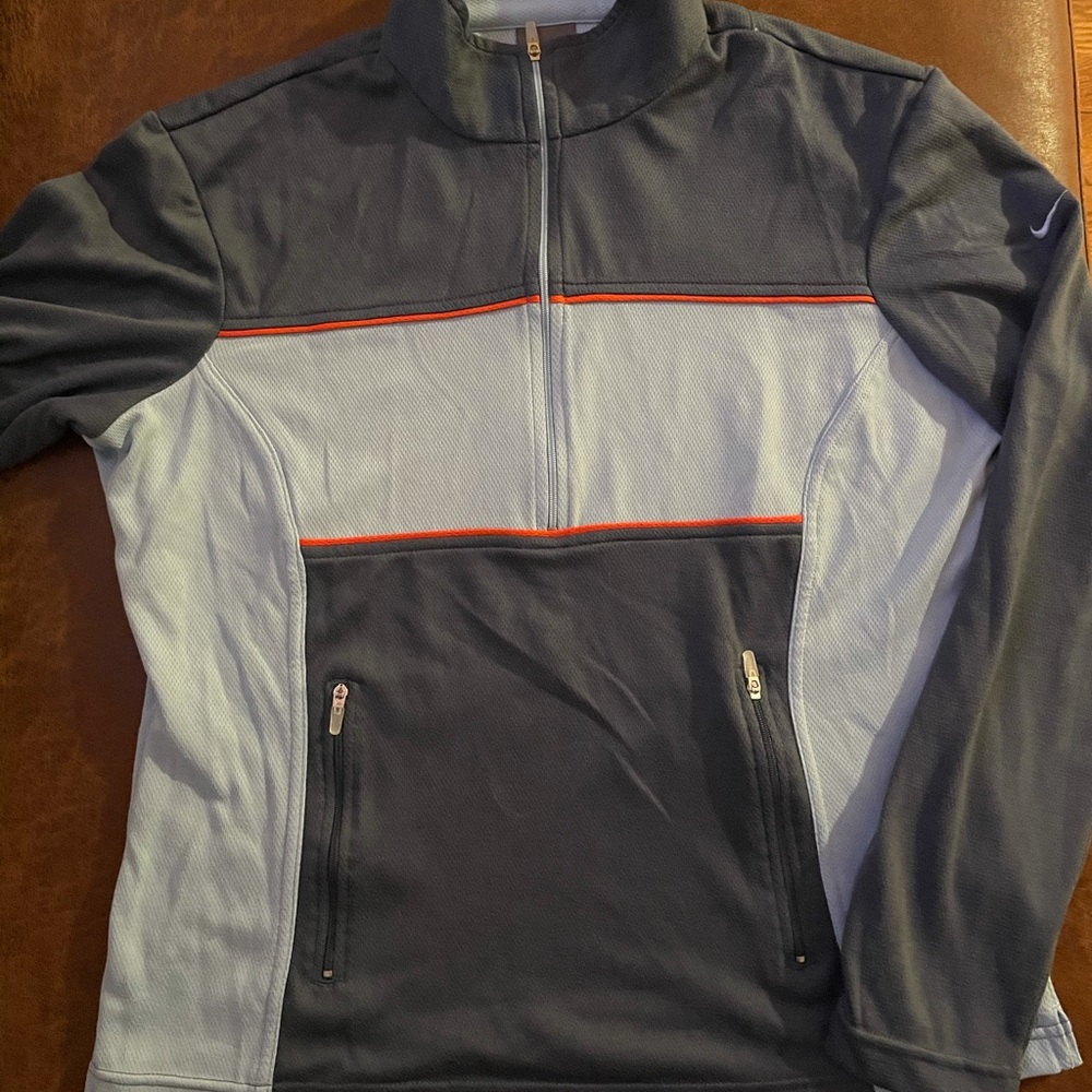 Nike pullover